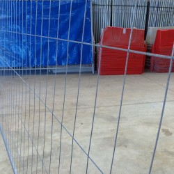 Barrière de chantier T4 : 3.5 x 1.2 m - Grille Heras - ID Acier